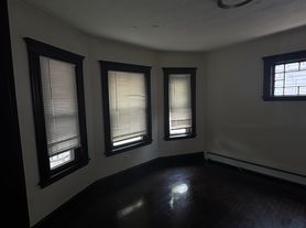 22 Walter St, Medford, MA
