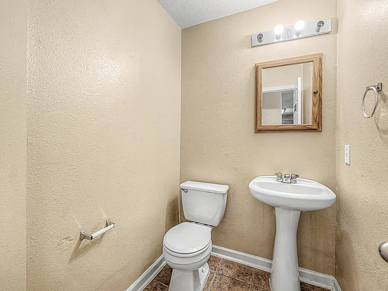 18114 Sorrell Oaks Ln — Photo 8