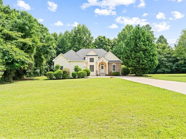 2850 Arrowhead Dr, Lizella, GA 31052