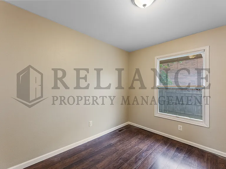 1837 S Stacey St — Photo 7