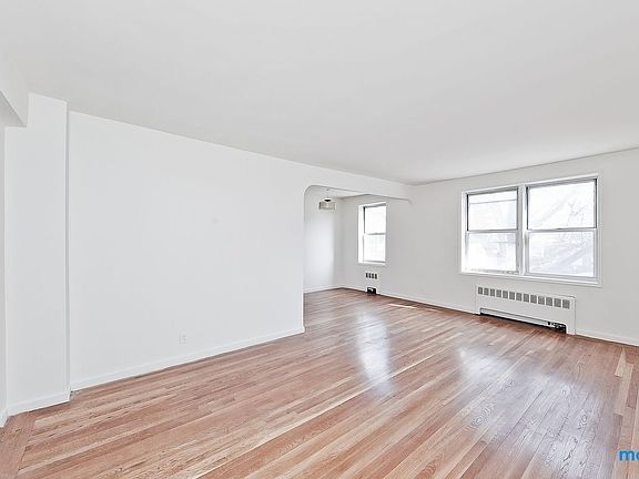 2nd image of 2675 Henry Hudson Pkwy APT 3J
