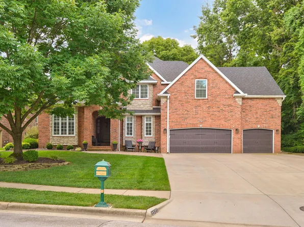 2361 S Celebration Avenue, Springfield, MO 65809
