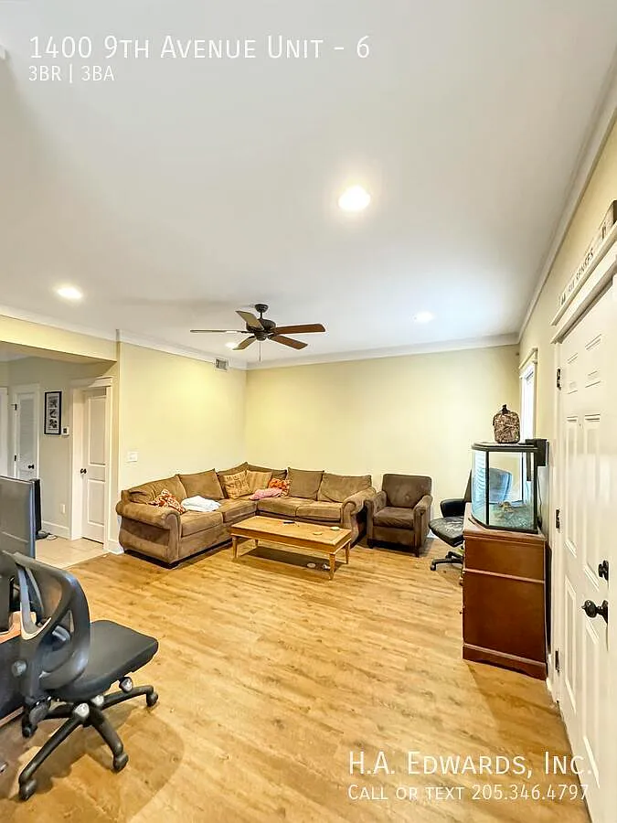 3 bed, 1500 sqft, $4,050 — Photo 2