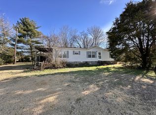 8416 Village Green Dr, Cross Plains, TN 37049