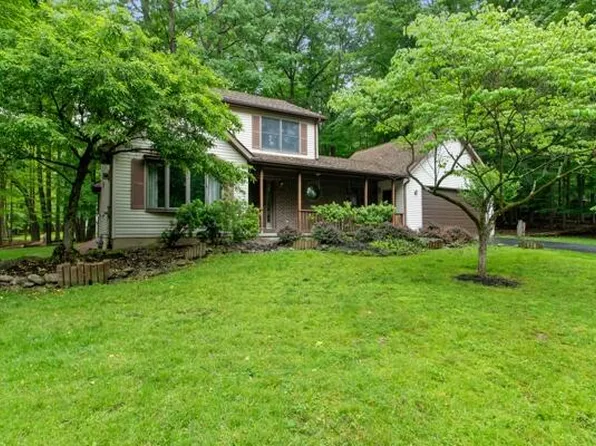 109 MARACAIBO RD, Dubois, PA 15801