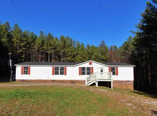 1908 Holiday Lake Rd, Appomattox, VA 24522