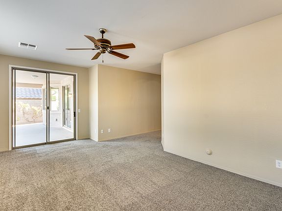 4th image of 33435 N 25th Ave