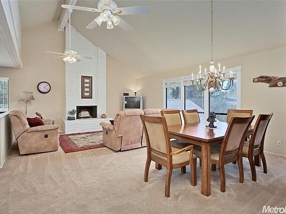 5th image of 2080 Vista Mar Dr