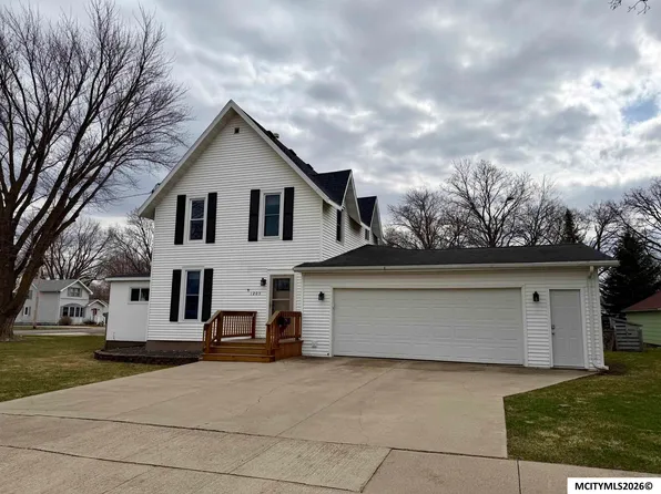 1205 1st Ave S, Northwood, IA 50459