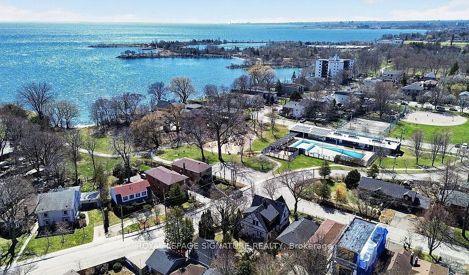 1st image of 175B Lake Shore Dr