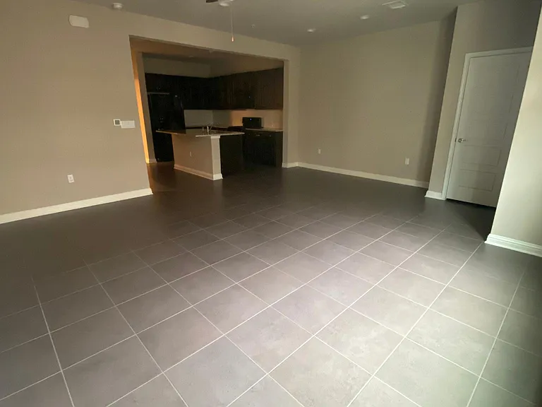 13800 Lyndhurst St #332 — Photo 5