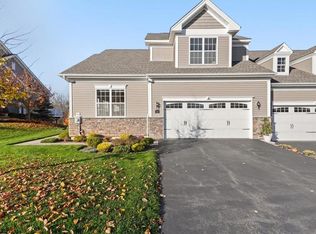 12 Avondale Ln, Wappingers Falls, NY 12590