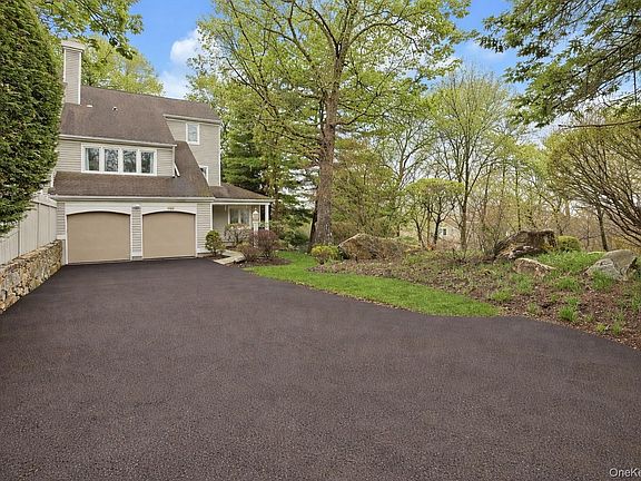 2nd image of 169 Boulder Ridge Road