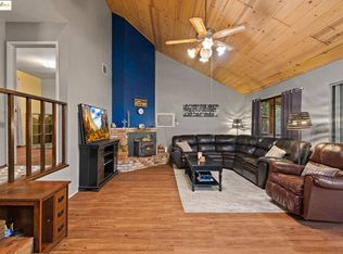 17851 Robin Rd, Twain Harte, CA 95383