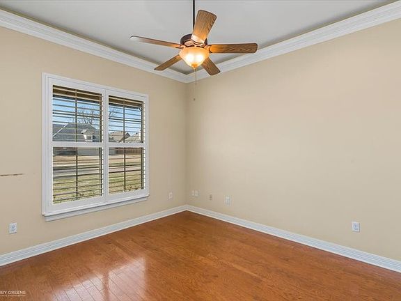 5th image of 631 Ashley River Rd