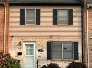 23 William Penn Dr, Chambersburg, PA