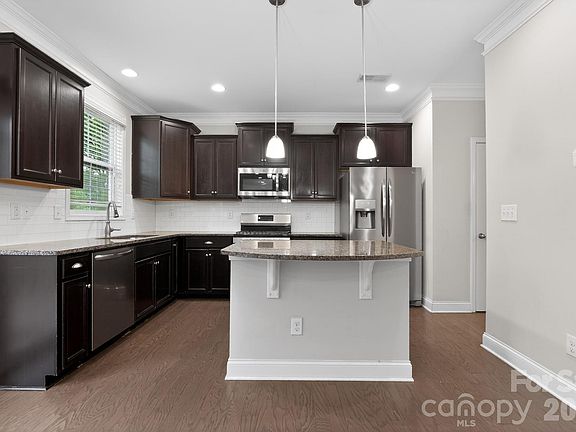 3rd image of 2392 Palmdale Walk Dr