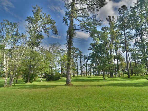 3rd image of 4009 Tarpon Dr
