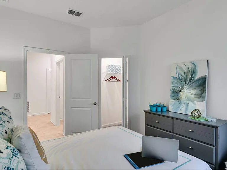 4272 Green Gables Pl — Photo 3