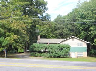 855 Milford Rd, Dingmans Ferry, PA 18328