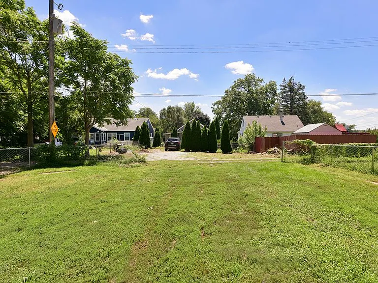 1317 Washington St — Photo 21