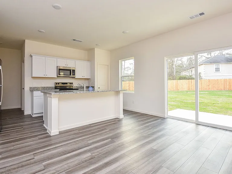 3603 Admiralty Dr — Photo 10