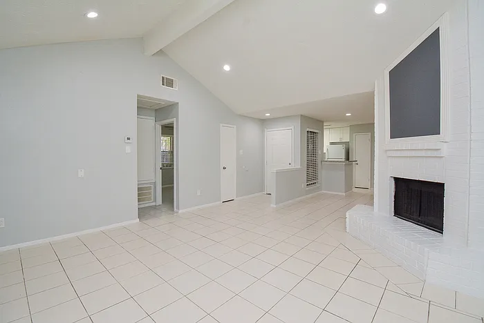 16518 Monte Carlo Ln — Photo 8