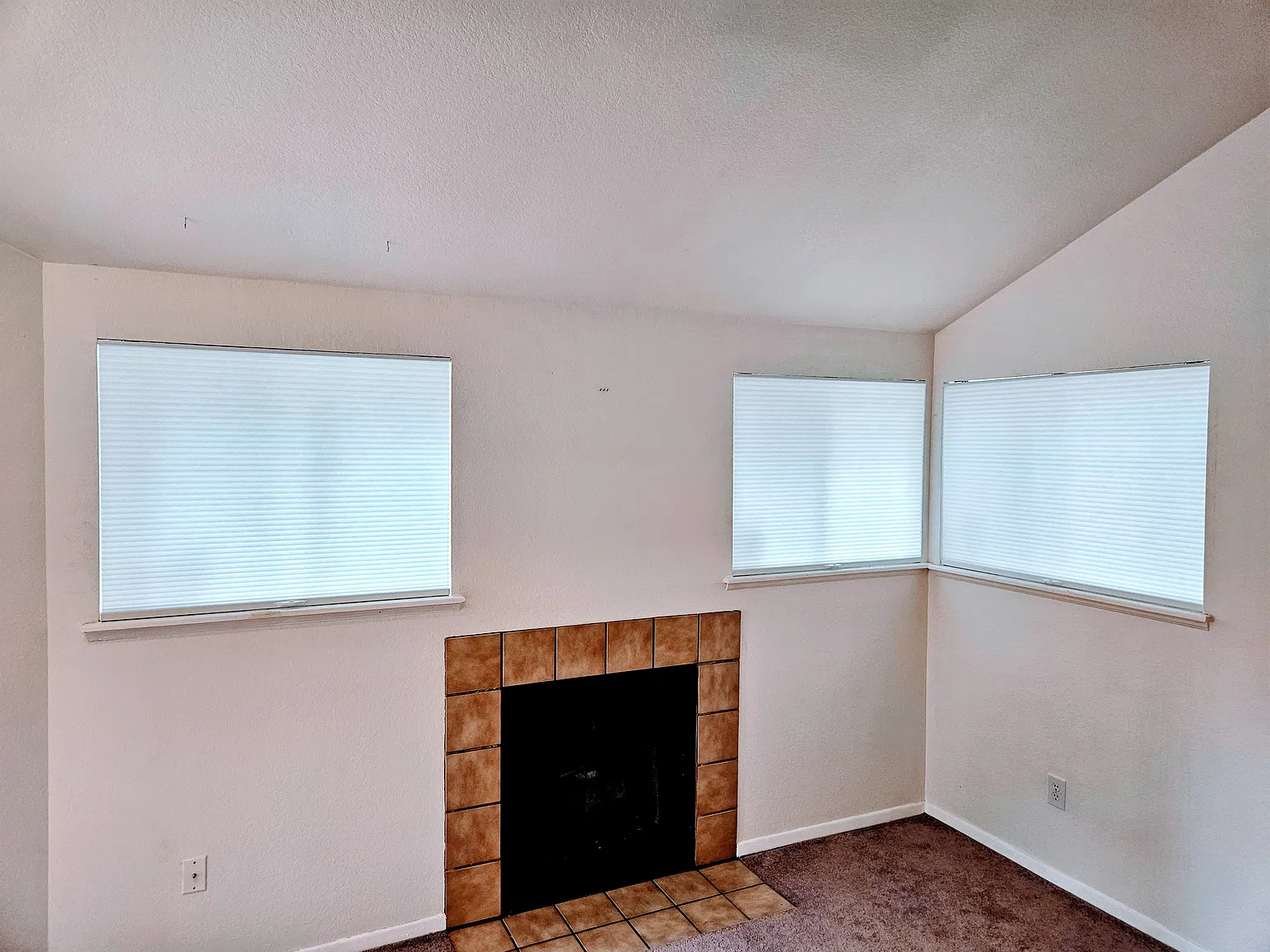 1 bed, 606 sqft, $1,700 — Photo 2