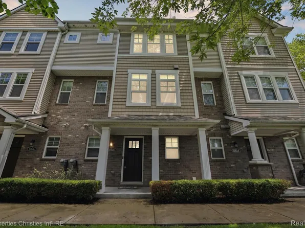 1051 N Sherman Dr Unit B-19, Royal Oak, MI 48067