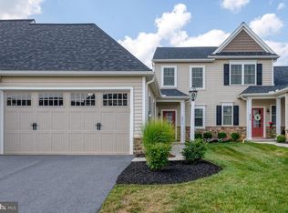 371 English Ivy Dr, Lititz, PA 17543