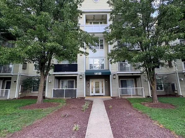 14100 Farnsworth Ln #2104, Upper Marlboro, MD 20772