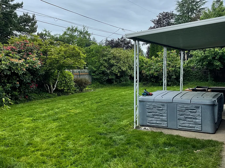 8970 SW Homewood St — Photo 11