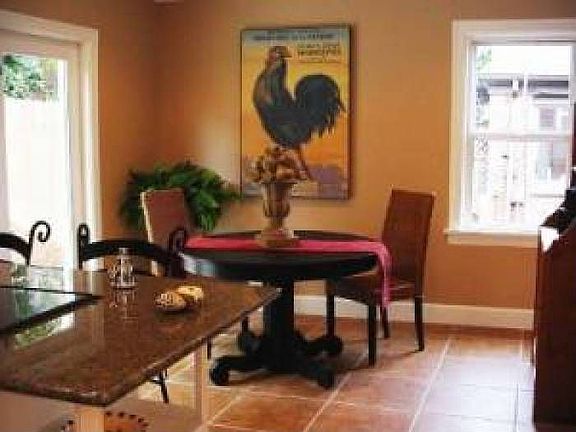 breakfast area