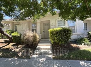 5411 W Country Ave, Visalia, CA 93277