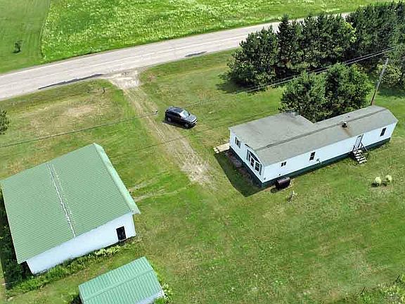 3rd image of 440 B Road