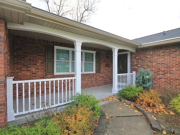3rd image of 55 Foxcroft Ln
