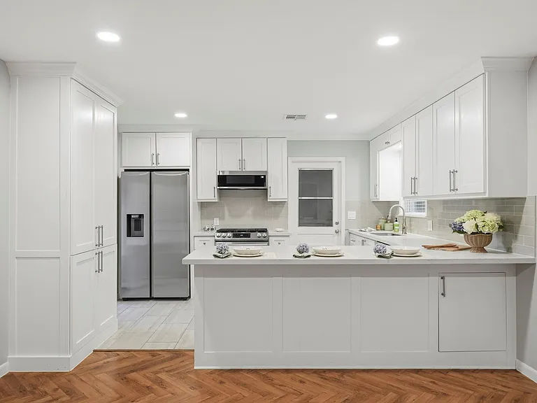 4614 Hummingbird St — Photo 15