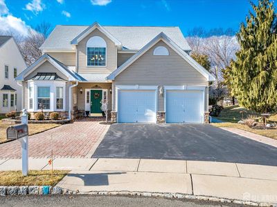 45 Buckingham Dr, Pennington, NJ, 08534
