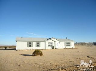 809 Bowman Trl, Landers, CA 92285