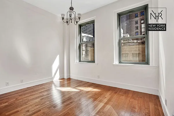 Rented by New York Residence | media 22