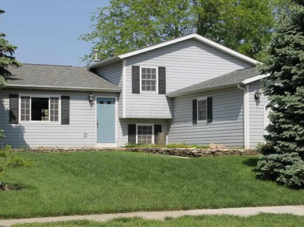 5401 Dexter Falls Rd, Columbus, OH 43221