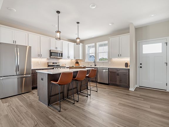 7th image of this home