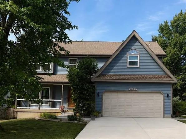 17555 W 112th St, Olathe, KS 66061