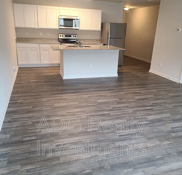 1459 Cypress Loop — Photo 5