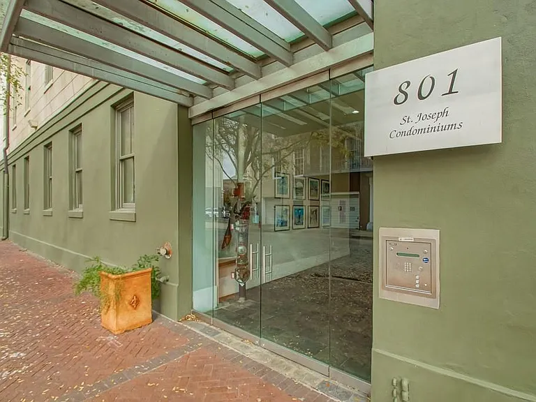 801 Saint Joseph St #1 PENTHOUSE — Photo 1