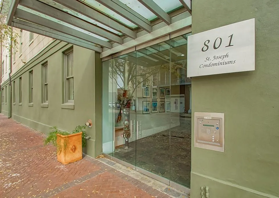 801 Saint Joseph St #1 PENTHOUSE