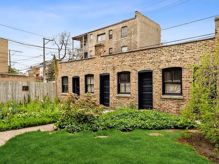 4515 N Ashland Ave — Photo 10