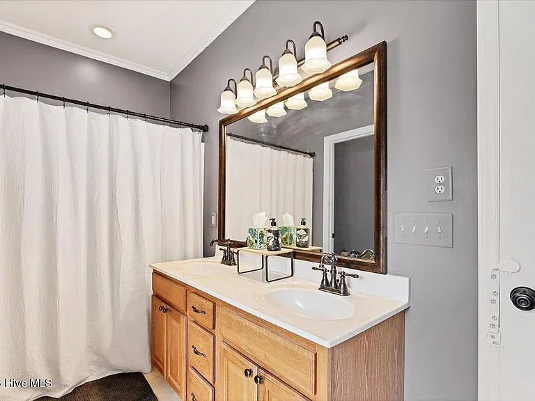 329 Green Links Dr — Photo 36