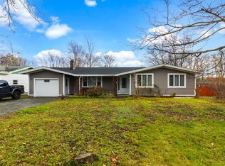 637 Topsail Road, St. John's, NL A1E2E1