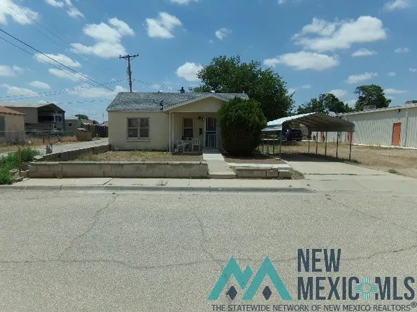 304 N 6th St, Artesia, NM 88210